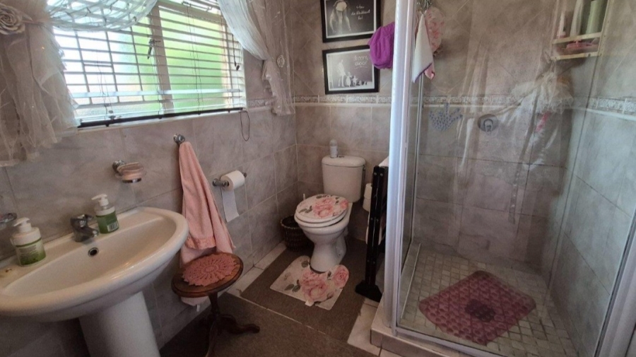 3 Bedroom Property for Sale in Flimieda North West